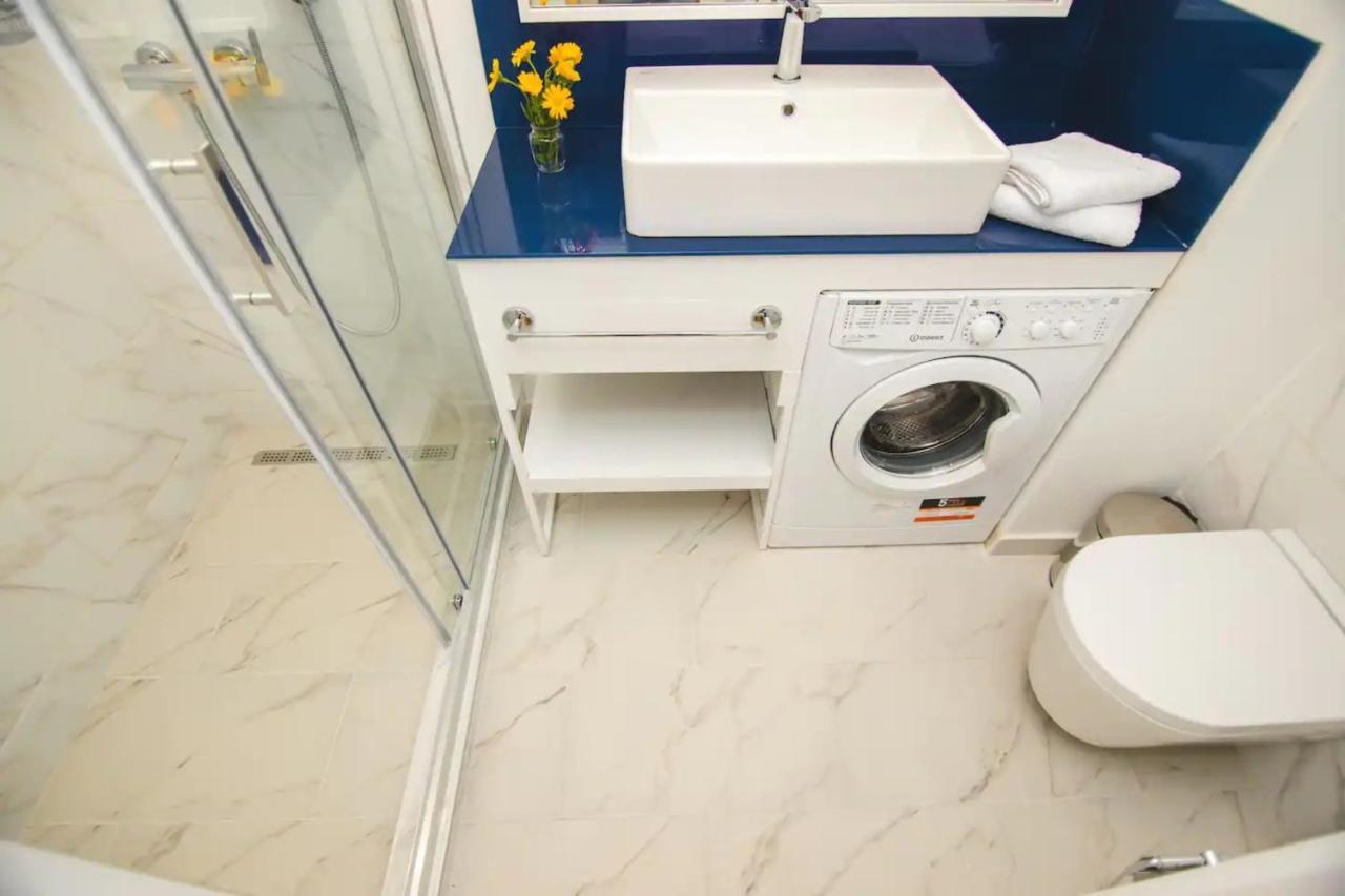 Superior Apartments Orbi City Sea View Батуми Экстерьер фото