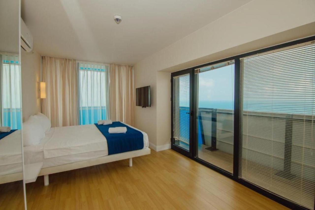 Superior Apartments Orbi City Sea View Батуми Экстерьер фото