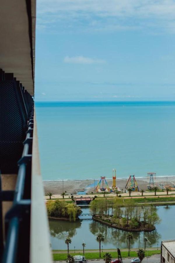 Superior Apartments Orbi City Sea View Батуми Экстерьер фото