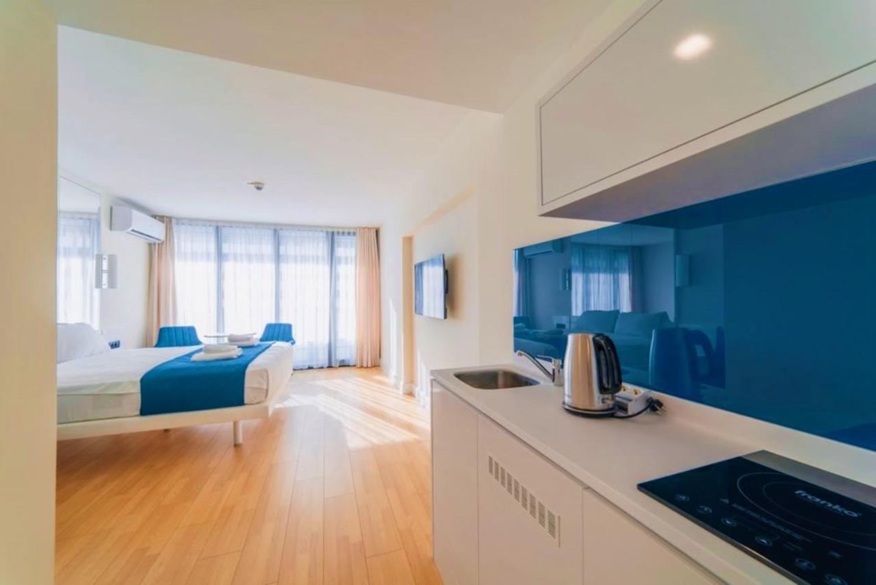 Superior Apartments Orbi City Sea View Батуми Экстерьер фото