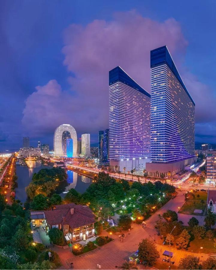 Superior Apartments Orbi City Sea View Батуми Экстерьер фото